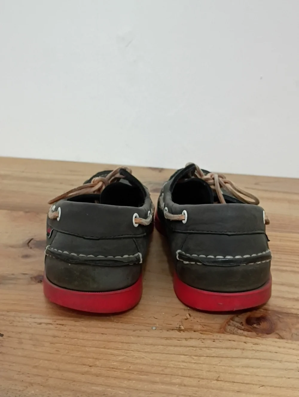 Sebago navy red